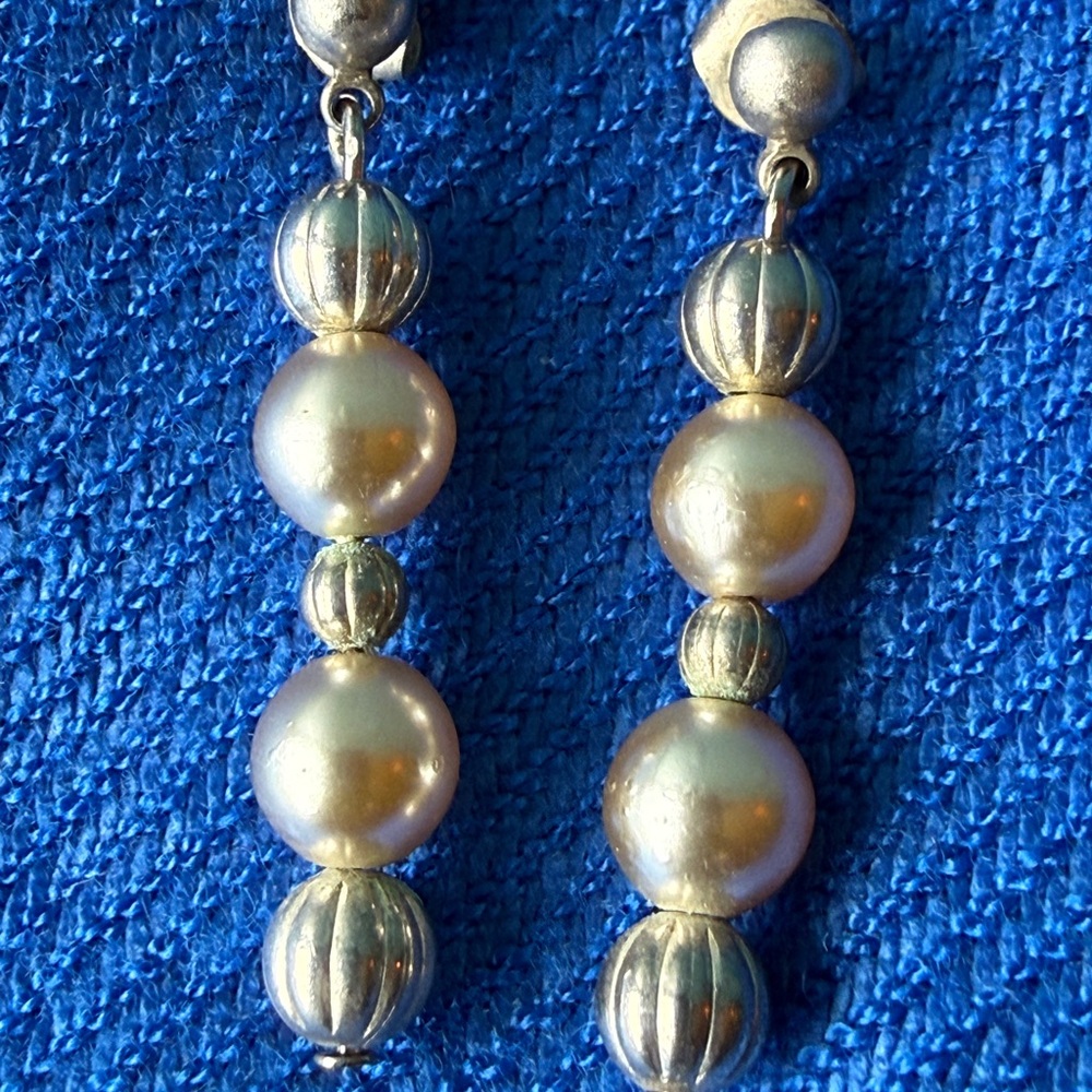 Stylish 925 Silver Bead Drop Earrings